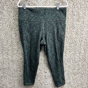 Athleta Leggings Women’s XL Green Salutation Stash Pocket 7/8 Tight
